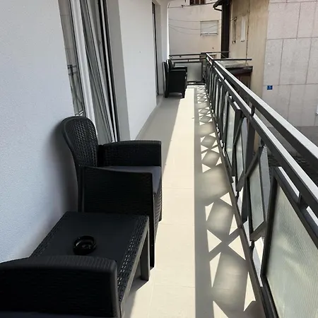 Luxury Spectus Villa *